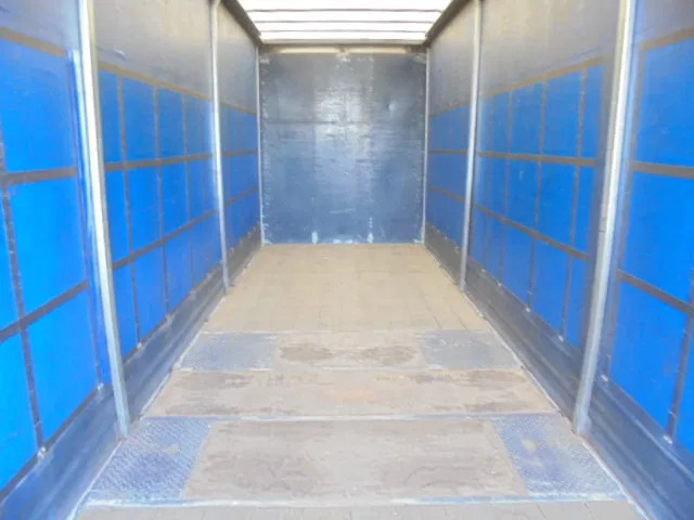 Volvo FH 460 6X2 NL TRUCK - Kravas automašīna ar tentu: foto 5 Volvo FH 460 6X2 NL TRUCK - Kravas automašīna ar tentu: foto 5