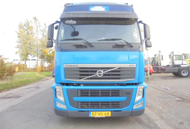 Volvo FH 460 6X2 NL TRUCK - Kravas automašīna ar tentu: foto 2 Volvo FH 460 6X2 NL TRUCK - Kravas automašīna ar tentu: foto 2