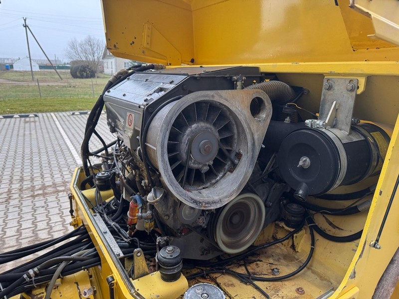 Kombinētais veltnis Bomag BW 161 AC: foto 16