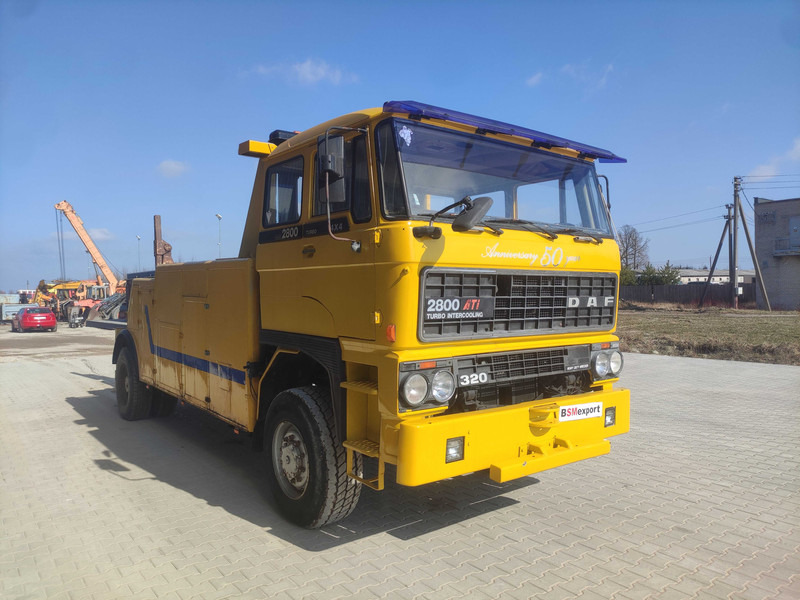 DAF 2800 Ati tow truck - Auto evakuators: foto 2 DAF 2800 Ati tow truck - Auto evakuators: foto 2
