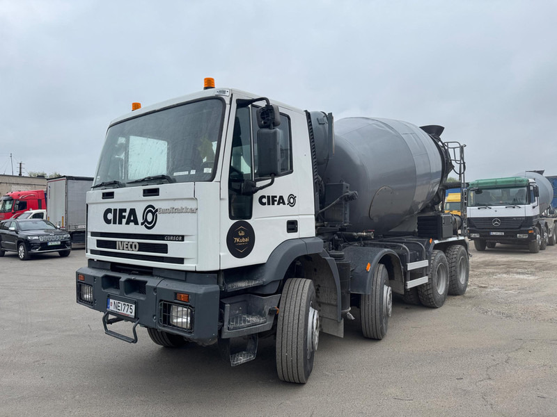 Iveco Eurotraker 340E35, cursor 8 - Betonvedējs: foto 1 Iveco Eurotraker 340E35, cursor 8 - Betonvedējs: foto 1