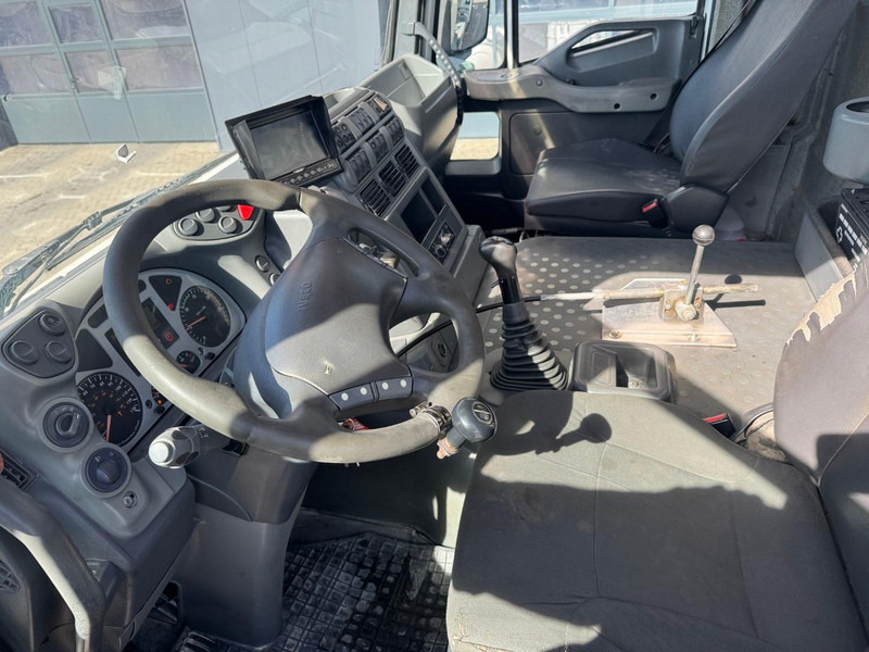 Iveco Trakker 410 - Šasija kravas automašīna: foto 3 Iveco Trakker 410 - Šasija kravas automašīna: foto 3