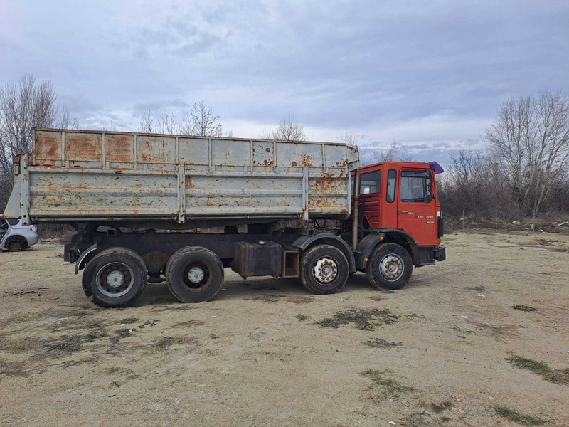 MAN 32.331 dump truck - Kravas automašīna pašizgāzējs: foto 2 MAN 32.331 dump truck - Kravas automašīna pašizgāzējs: foto 2