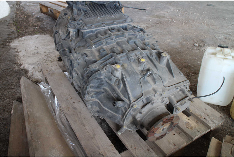 MAN ZF 12 AS 2130TD gearbox for MAN truck tractor - Pārnesumkārba - Kravas automašīna: foto 4 MAN ZF 12 AS 2130TD gearbox for MAN truck tractor - Pārnesumkārba - Kravas automašīna: foto 4