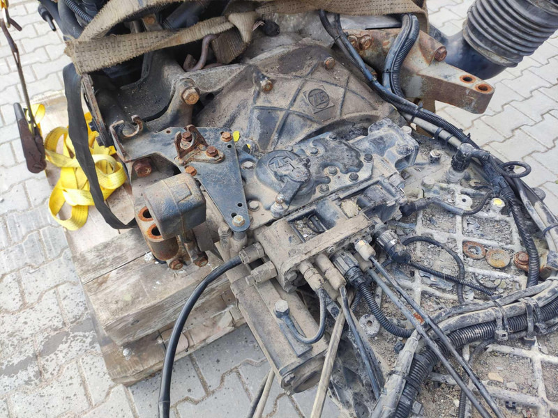 MAN ZF 16 S 222 DD - Pārnesumkārba - Kravas automašīna: foto 2 MAN ZF 16 S 222 DD - Pārnesumkārba - Kravas automašīna: foto 2