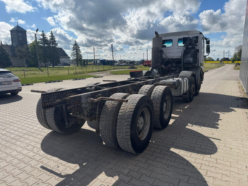 Mercedes-Benz Actros 3235 - Šasija kravas automašīna: foto 4 Mercedes-Benz Actros 3235 - Šasija kravas automašīna: foto 4