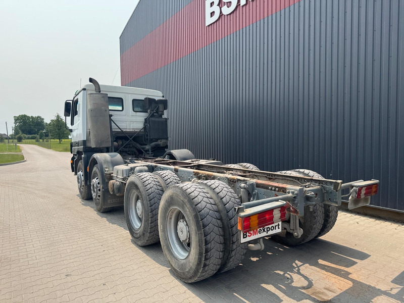 Mercedes-Benz Actros 3240 - Šasija kravas automašīna: foto 4 Mercedes-Benz Actros 3240 - Šasija kravas automašīna: foto 4