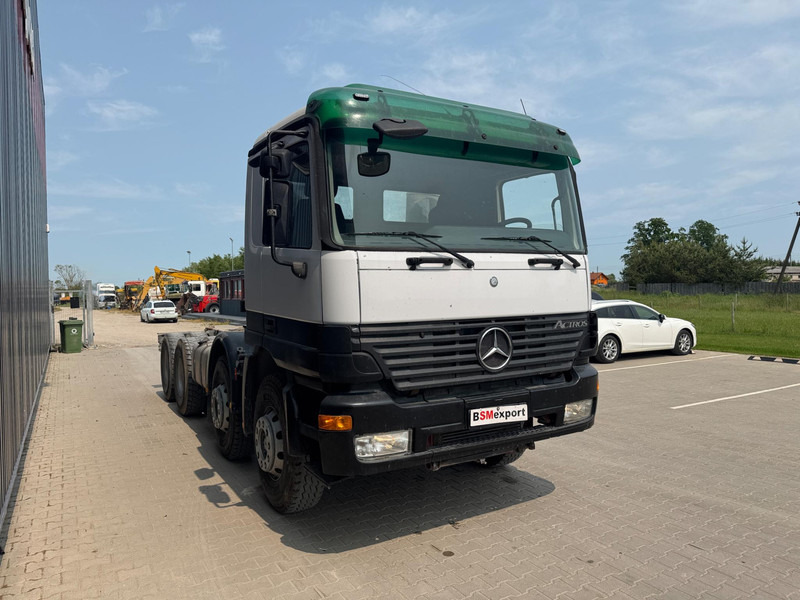Mercedes-Benz Actros 3240 - Šasija kravas automašīna: foto 2 Mercedes-Benz Actros 3240 - Šasija kravas automašīna: foto 2
