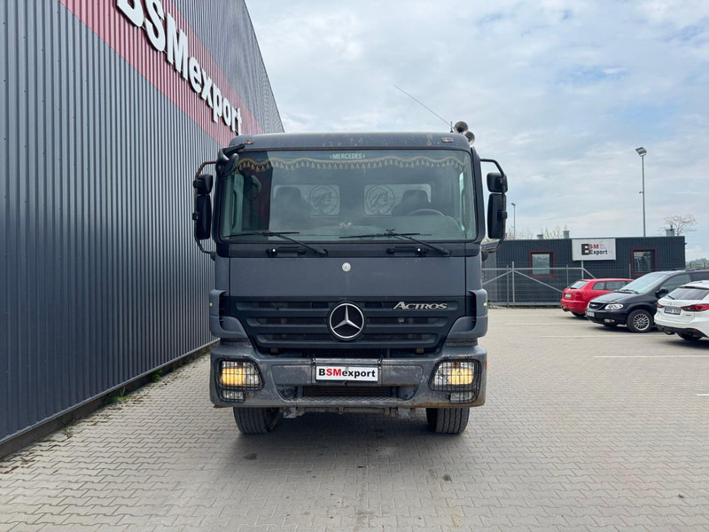 Mercedes-Benz Actros 3341 - Kravas automašīna pašizgāzējs: foto 2 Mercedes-Benz Actros 3341 - Kravas automašīna pašizgāzējs: foto 2