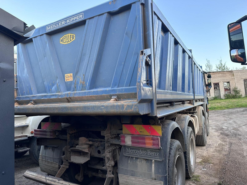 Mercedes-Benz Actros 4146, 8x6 - Kravas automašīna pašizgāzējs: foto 3 Mercedes-Benz Actros 4146, 8x6 - Kravas automašīna pašizgāzējs: foto 3