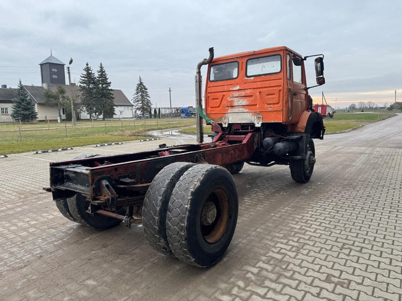 Renault C 260, 4x4 chassis - Šasija kravas automašīna: foto 4 Renault C 260, 4x4 chassis - Šasija kravas automašīna: foto 4