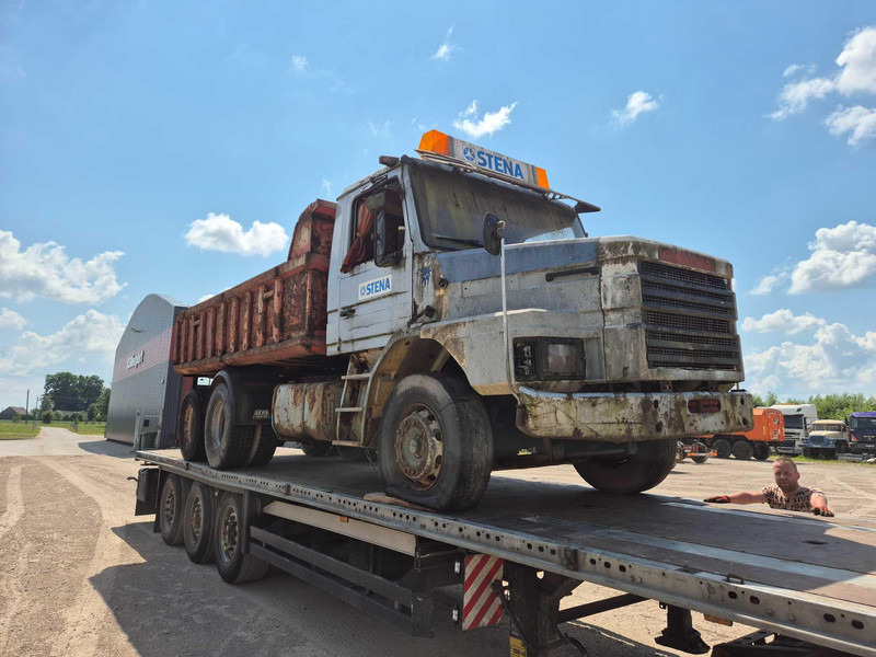 Scania 112 FULL OR FOR Spares - Kravas automašīna pašizgāzējs: foto 3 Scania 112 FULL OR FOR Spares - Kravas automašīna pašizgāzējs: foto 3