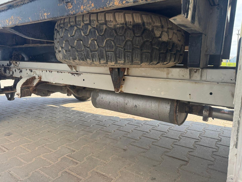 Automašīna ar kravas platformu Volkswagen LT 28: foto 11