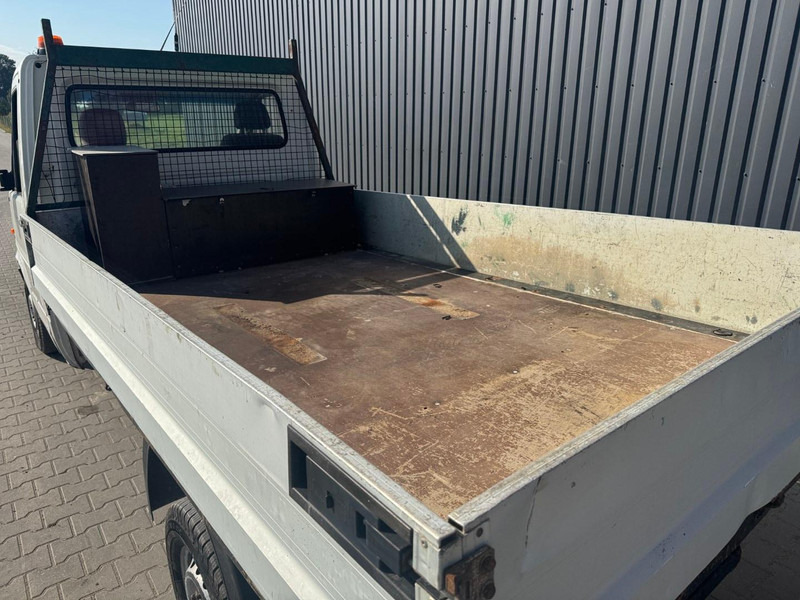 Automašīna ar kravas platformu Volkswagen LT 28: foto 14