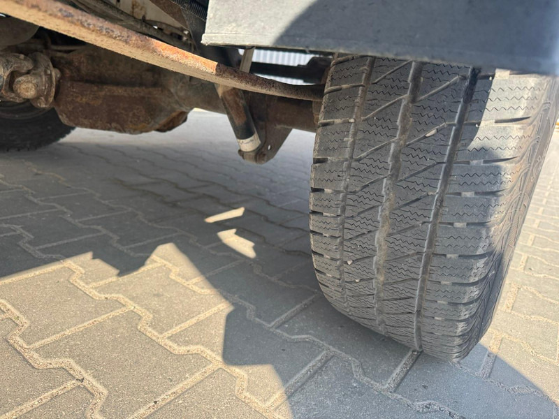 Automašīna ar kravas platformu Volkswagen LT 28: foto 10