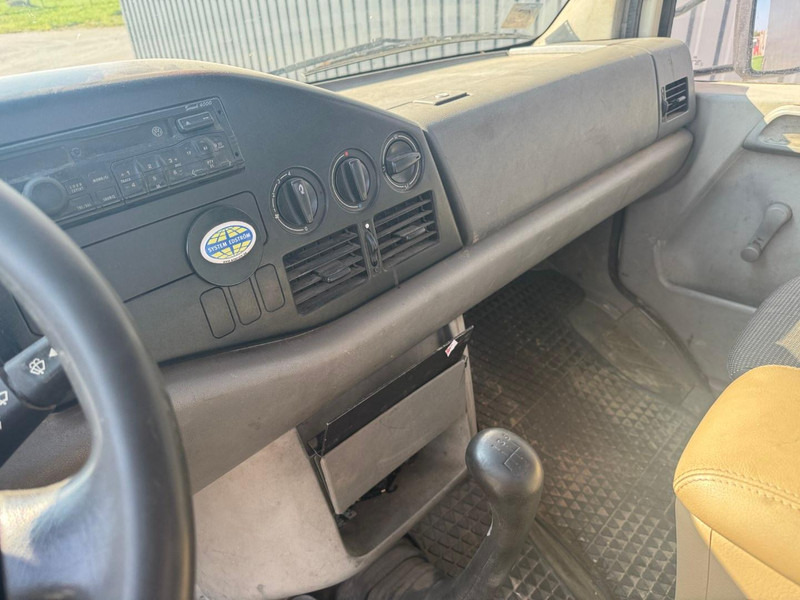 Automašīna ar kravas platformu Volkswagen LT 28: foto 6