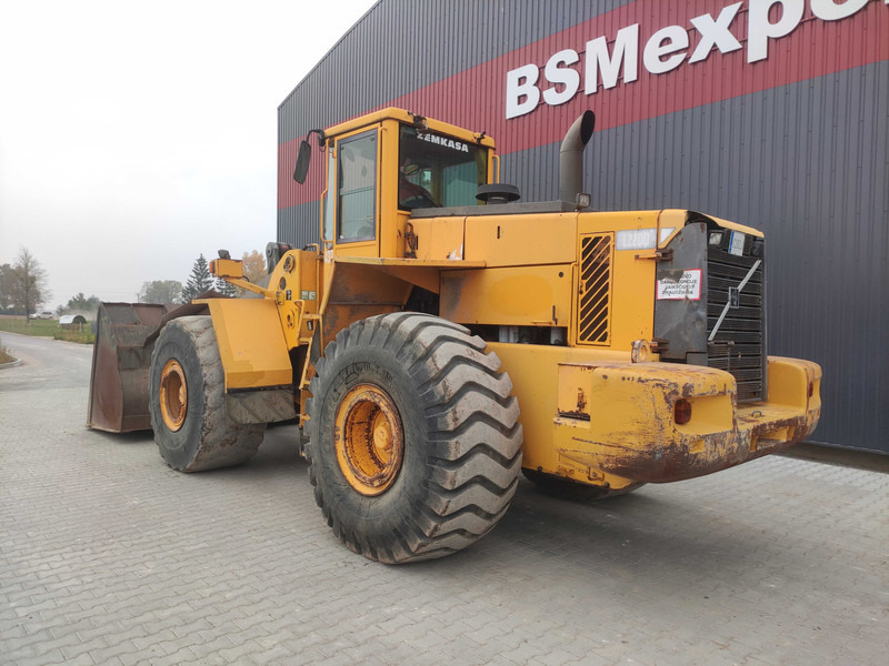 Volvo L220 wheel loader - Riteņu iekrāvējs: foto 4 Volvo L220 wheel loader - Riteņu iekrāvējs: foto 4
