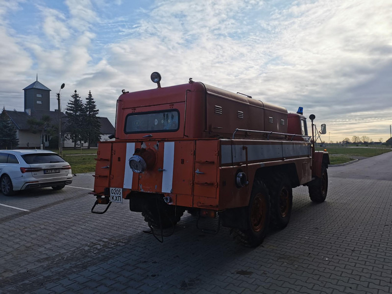 ZIL 131 PNS110 - Ugunsdzēsēju mašīna: foto 5 ZIL 131 PNS110 - Ugunsdzēsēju mašīna: foto 5