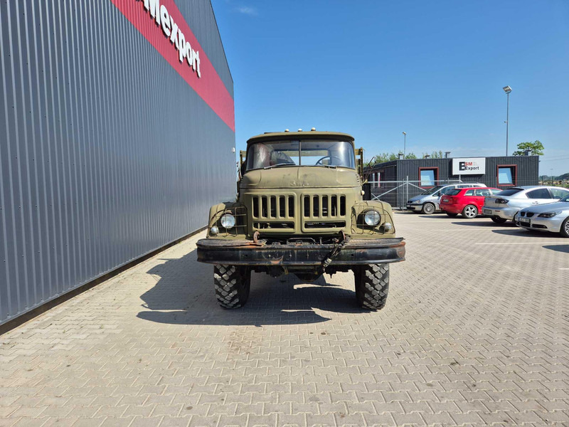 ZIL 131 ex reserve truck - Bortu kravas automašīna/ Platforma: foto 3 ZIL 131 ex reserve truck - Bortu kravas automašīna/ Platforma: foto 3