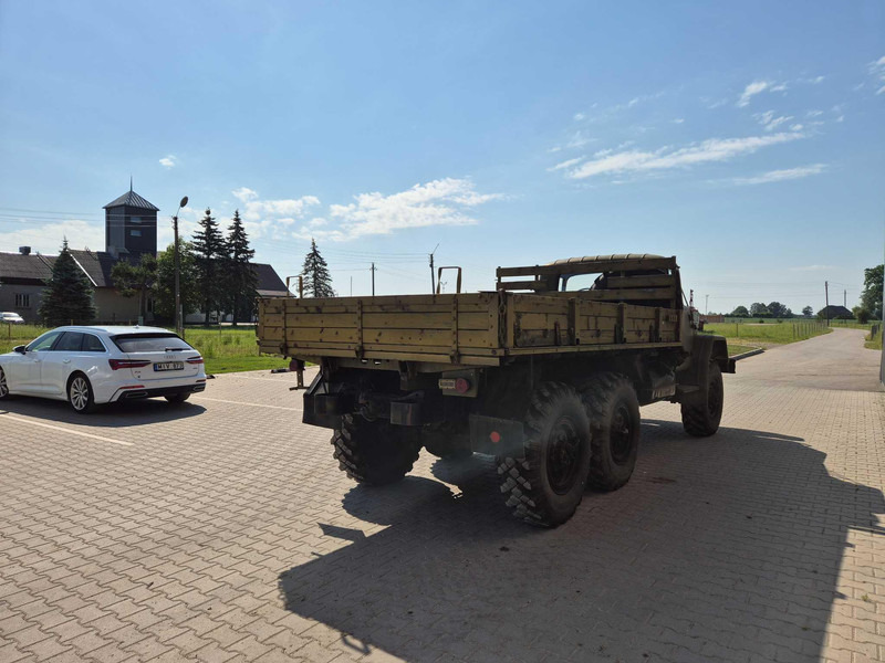 ZIL 131 ex reserve truck - Bortu kravas automašīna/ Platforma: foto 4 ZIL 131 ex reserve truck - Bortu kravas automašīna/ Platforma: foto 4