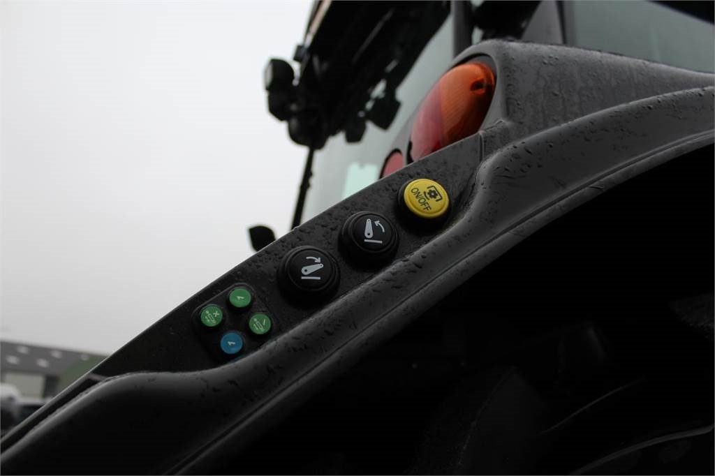 Valtra Valmet T162 Direct - Traktors: foto 4 Valtra Valmet T162 Direct - Traktors: foto 4