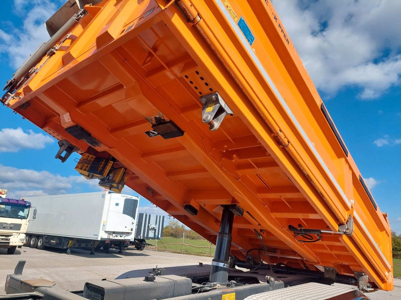 Iveco AD 260T46 BB Meiller Bordmatik 6x4 - Kravas automašīna pašizgāzējs: foto 5 Iveco AD 260T46 BB Meiller Bordmatik 6x4 - Kravas automašīna pašizgāzējs: foto 5