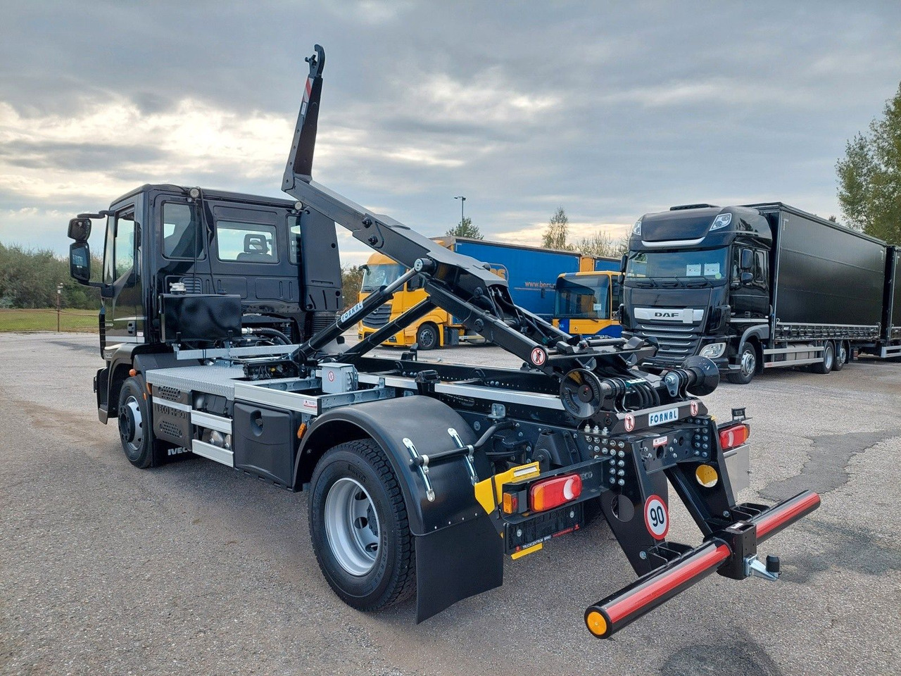 Iveco Eurocargo 120E22 - SOFORT verfügbar - Pacēlājs ar āķi: foto 3 Iveco Eurocargo 120E22 - SOFORT verfügbar - Pacēlājs ar āķi: foto 3