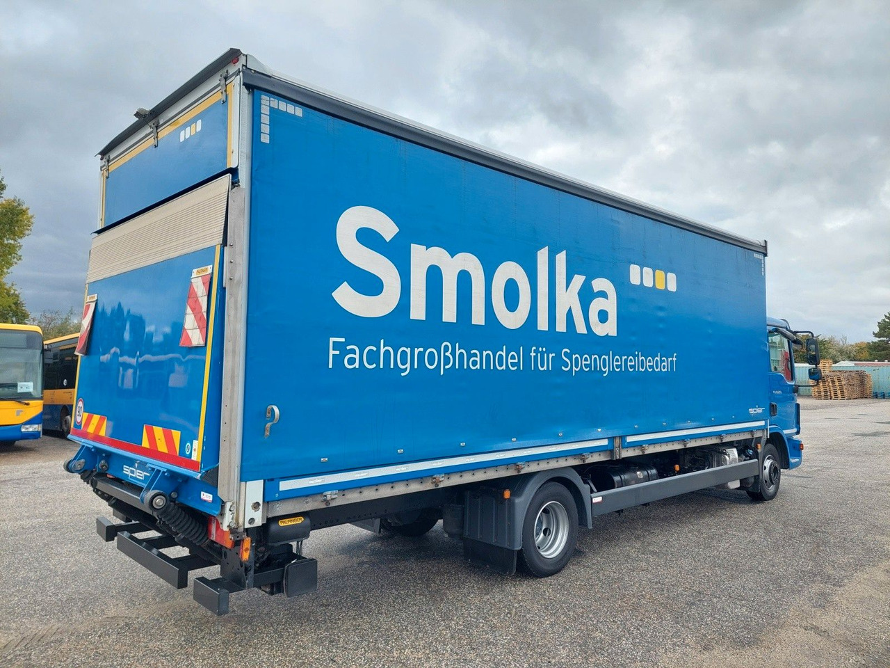 MAN TGL 12.250 BL 4x2 - Kravas automašīna ar tentu: foto 4 MAN TGL 12.250 BL 4x2 - Kravas automašīna ar tentu: foto 4