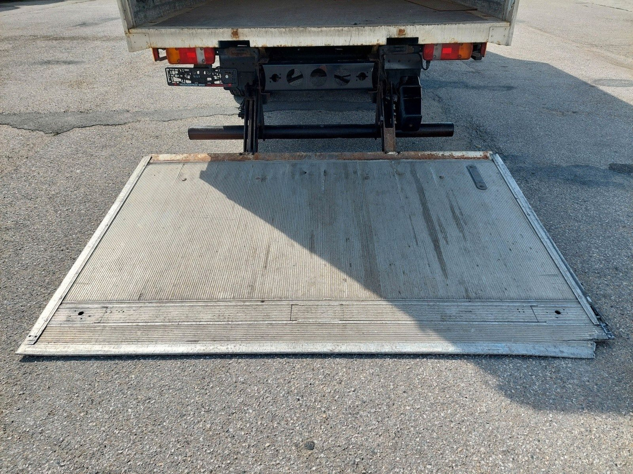 Kravas automašīna ar tentu MAN TGL 8.180 4X2 BL: foto 7