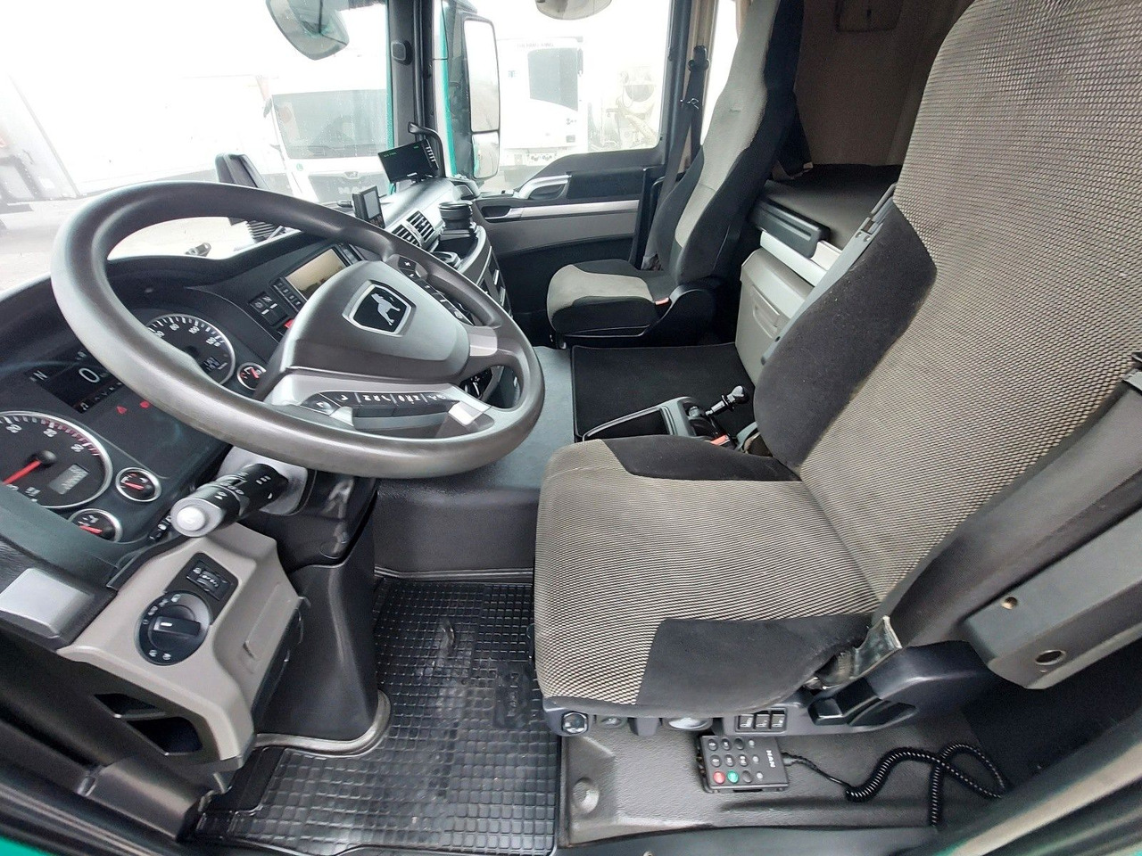 Pacēlājs ar āķi MAN TGS 26.510 XLX BL 6x4: foto 38 Pacēlājs ar āķi MAN TGS 26.510 XLX BL 6x4: foto 38