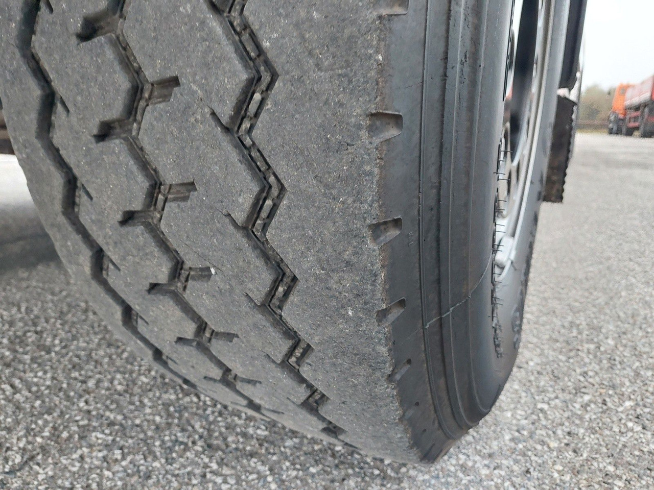 Pacēlājs ar āķi MAN TGS 26.510 XLX BL 6x4: foto 28 Pacēlājs ar āķi MAN TGS 26.510 XLX BL 6x4: foto 28