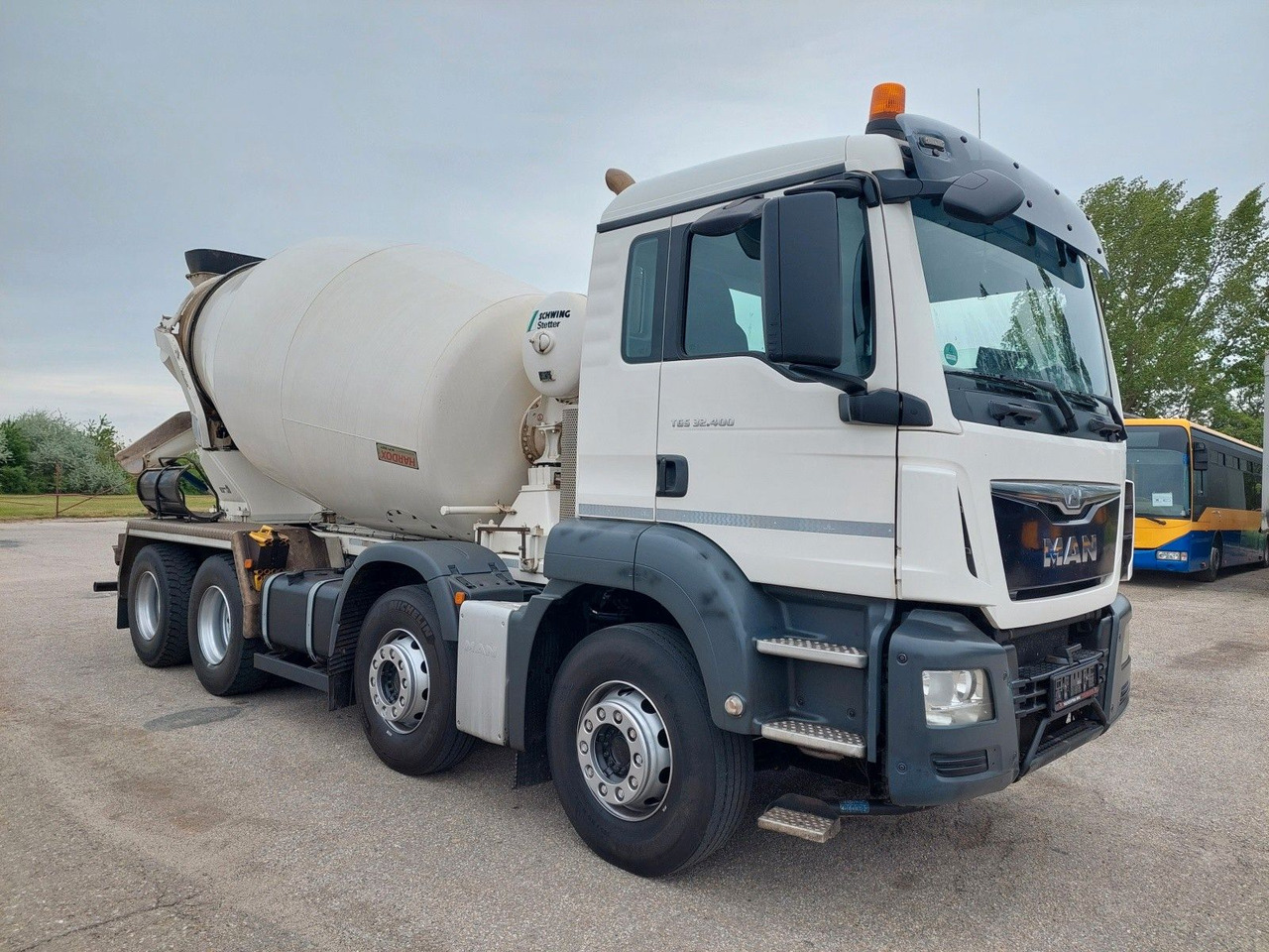 MAN TGS 32.400 8X4 BB Stetter 9 m³ - Betonvedējs: foto 2 MAN TGS 32.400 8X4 BB Stetter 9 m³ - Betonvedējs: foto 2