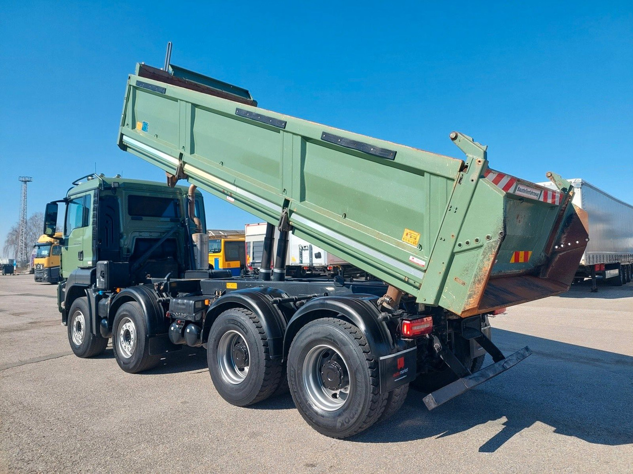 MAN TGS 35.460 BB Meiller Bordmatik 8x4 - Kravas automašīna pašizgāzējs: foto 3 MAN TGS 35.460 BB Meiller Bordmatik 8x4 - Kravas automašīna pašizgāzējs: foto 3