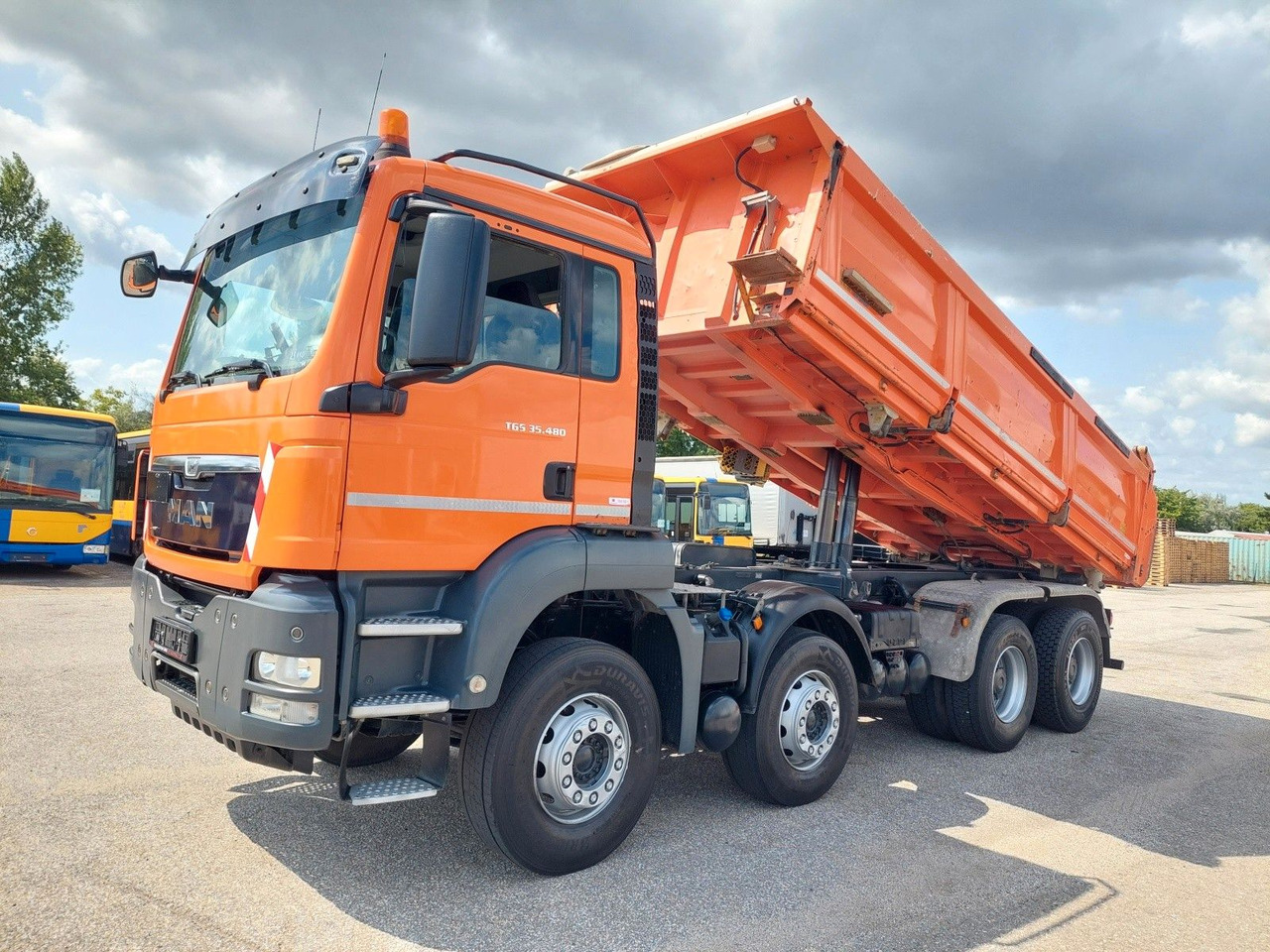 MAN TGS 35.480 8x4 BB Meiller Bordmatik - Kravas automašīna pašizgāzējs: foto 1 MAN TGS 35.480 8x4 BB Meiller Bordmatik - Kravas automašīna pašizgāzējs: foto 1