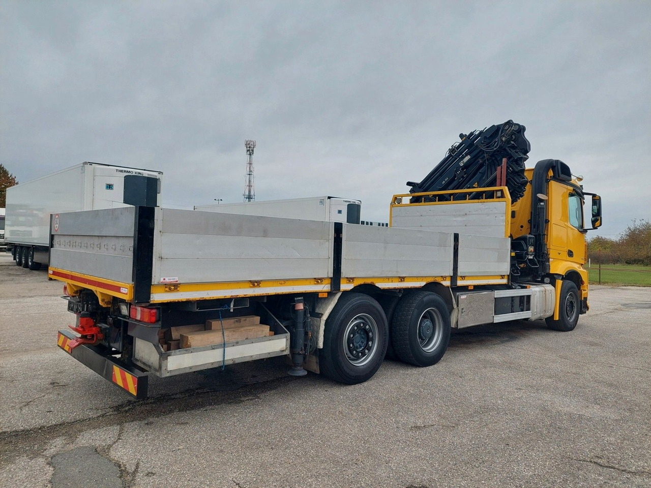 Mercedes-Benz Arocs 2640 6X2 + Hiab XS 477 Hipro - Bortu kravas automašīna/ Platforma, Kravas auto ar manipulatoru: foto 4 Mercedes-Benz Arocs 2640 6X2 + Hiab XS 477 Hipro - Bortu kravas automašīna/ Platforma, Kravas auto ar manipulatoru: foto 4