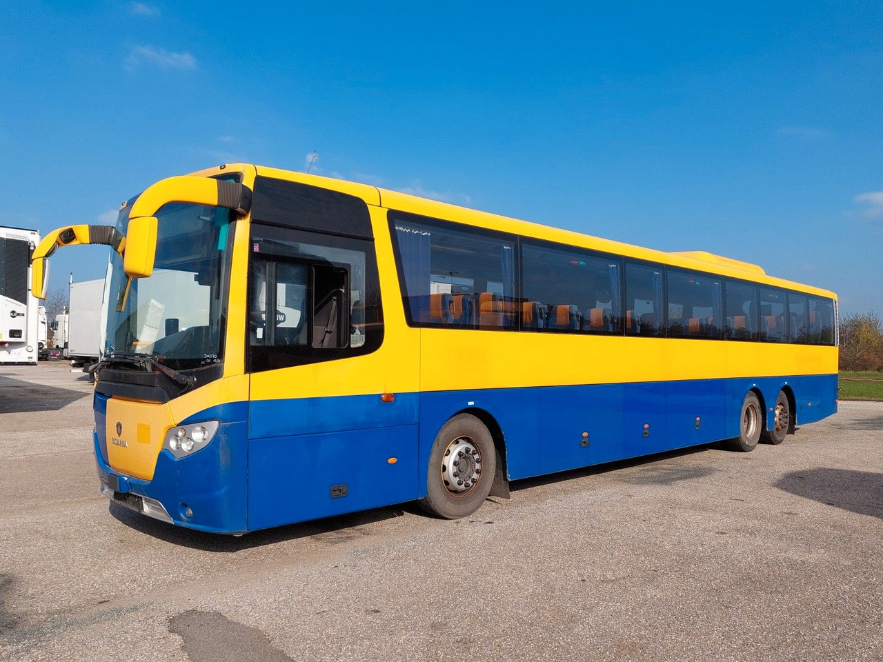 Scania Omniexpress 64 Sitzplätze/ Seats - Starppilsētu autobuss: foto 1 Scania Omniexpress 64 Sitzplätze/ Seats - Starppilsētu autobuss: foto 1