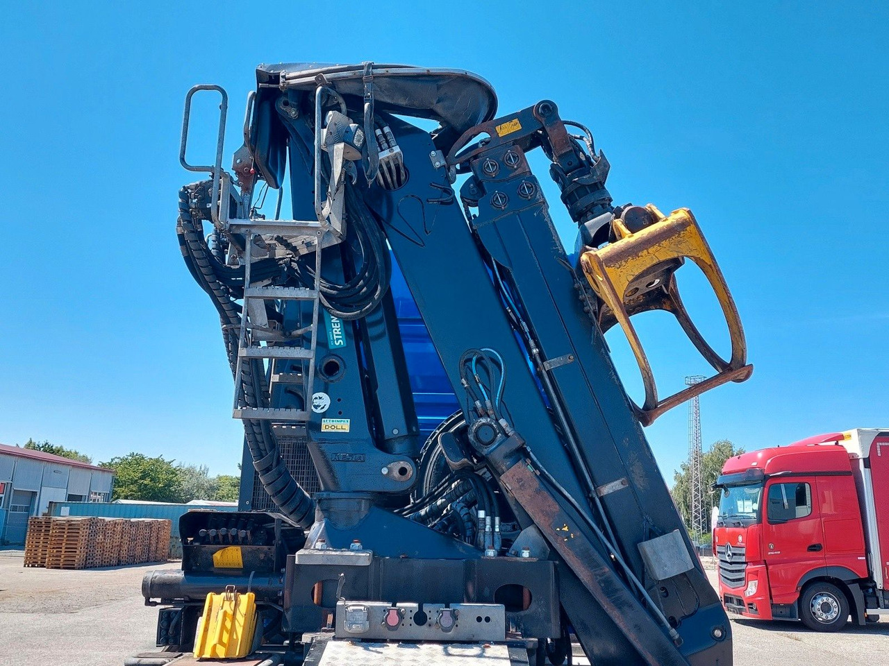 MAN TG3 33.510 6X6 BL KRAN LANGHOLZ Kesla 2117ZT94 - Vilcējs: foto 5 MAN TG3 33.510 6X6 BL KRAN LANGHOLZ Kesla 2117ZT94 - Vilcējs: foto 5