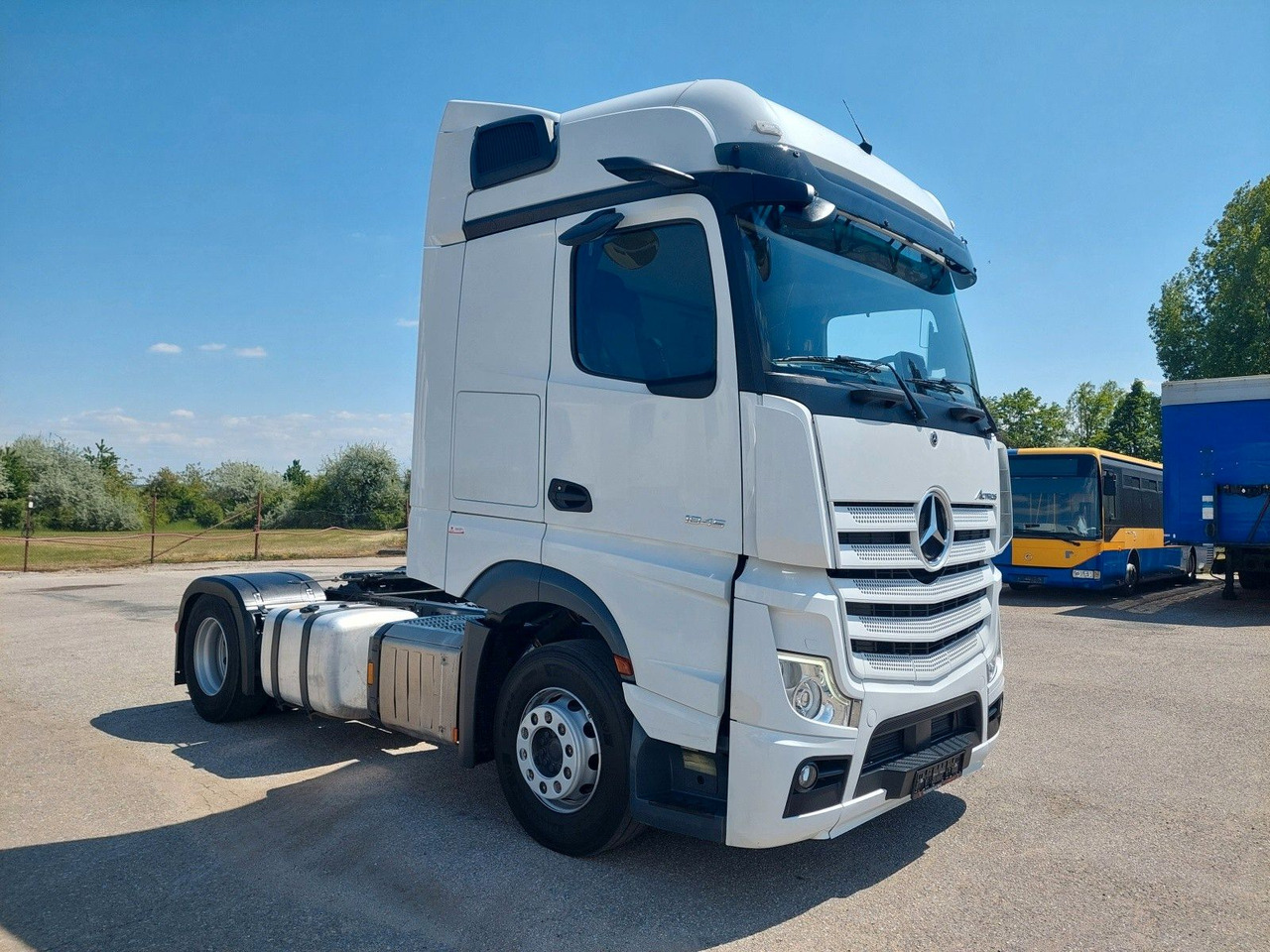 Mercedes-Benz Actros 5 1845 LS BigSpace 4x2 - Vilcējs: foto 2 Mercedes-Benz Actros 5 1845 LS BigSpace 4x2 - Vilcējs: foto 2