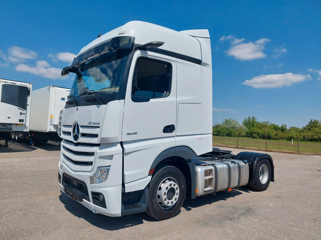 Mercedes-Benz Actros 5 1845 LS BigSpace 4x2 - Vilcējs: foto 1 Mercedes-Benz Actros 5 1845 LS BigSpace 4x2 - Vilcējs: foto 1
