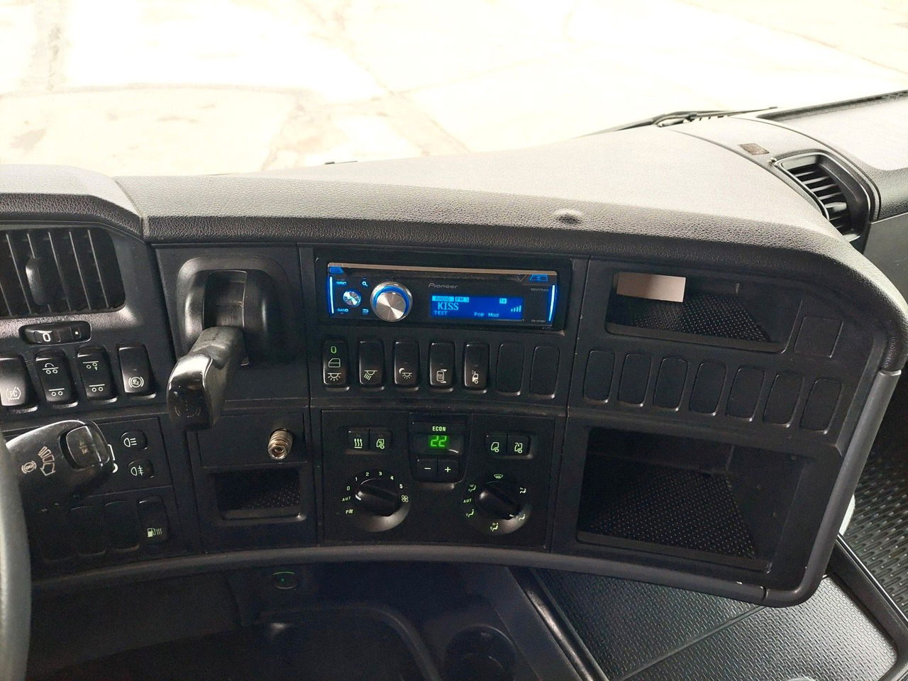 Vilcējs Scania R 440 LA6X2/4MNA: foto 30 Vilcējs Scania R 440 LA6X2/4MNA: foto 30