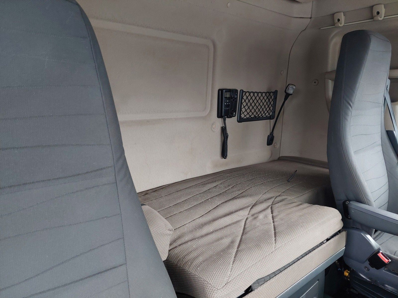 Vilcējs Scania R 440 LA6X2/4MNA: foto 21 Vilcējs Scania R 440 LA6X2/4MNA: foto 21