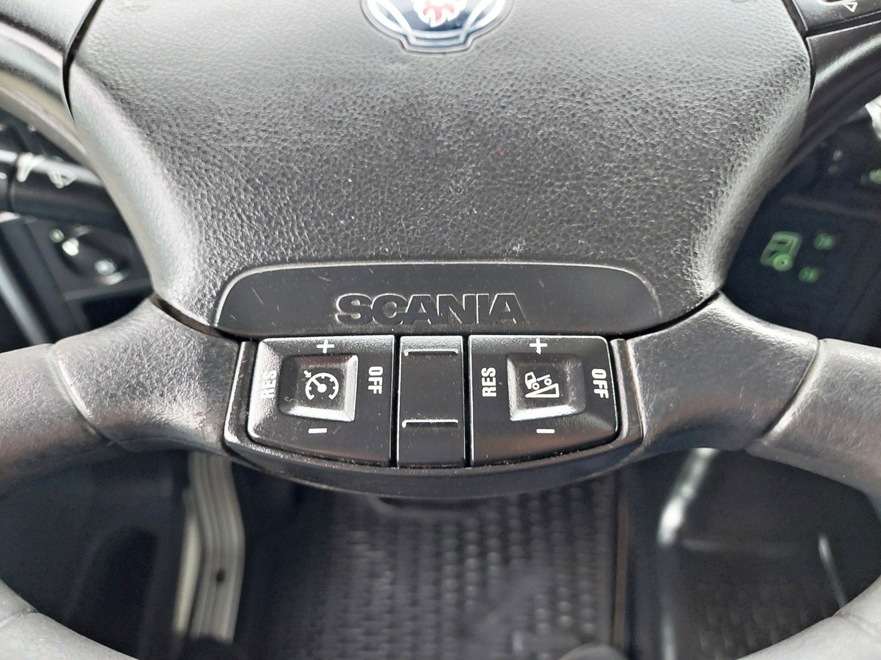 Vilcējs Scania R 440 LA6X2/4MNA: foto 38 Vilcējs Scania R 440 LA6X2/4MNA: foto 38