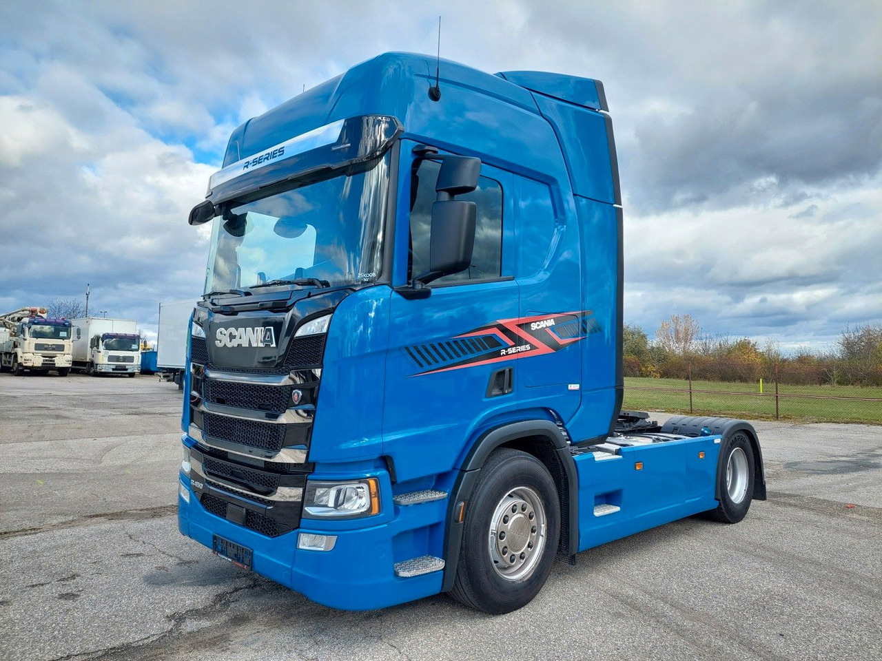 Scania R450 A4X2NB Luft/Luft Hydraulik - Vilcējs: foto 1 Scania R450 A4X2NB Luft/Luft Hydraulik - Vilcējs: foto 1