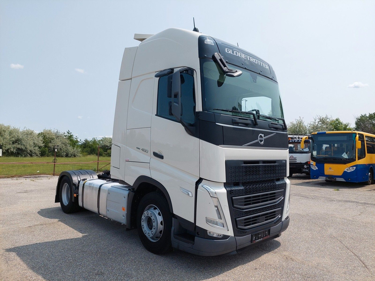 Volvo FH 13 Globetrotter XL 460 I-SAVE - Vilcējs: foto 2 Volvo FH 13 Globetrotter XL 460 I-SAVE - Vilcējs: foto 2