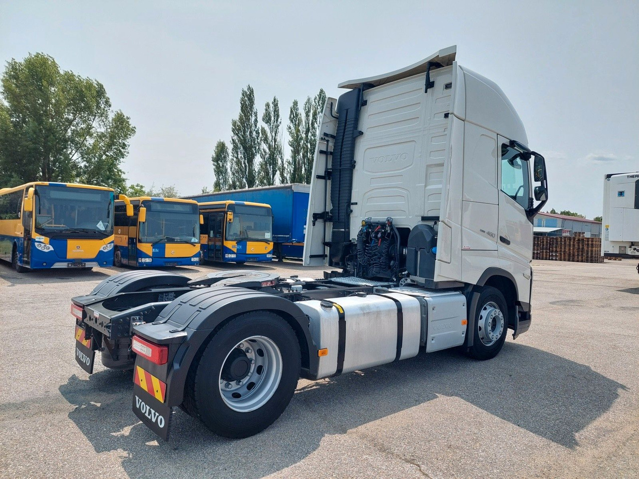 Volvo FH 13 Globetrotter XL 460 I-SAVE - Vilcējs: foto 4 Volvo FH 13 Globetrotter XL 460 I-SAVE - Vilcējs: foto 4
