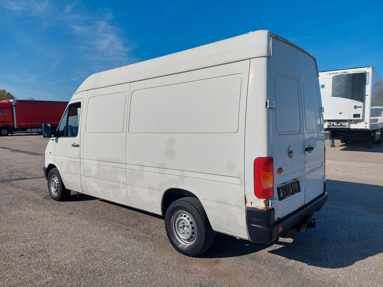Volkswagen LT Kasten-Kombi 35 L2H2 Hochraum - Furgons ar slēgtā virsbūve: foto 3 Volkswagen LT Kasten-Kombi 35 L2H2 Hochraum - Furgons ar slēgtā virsbūve: foto 3
