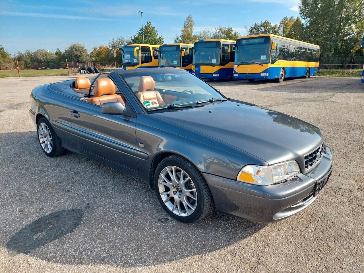 Volvo C70 Cabriolet 2.4 T - Kabriolets: foto 2 Volvo C70 Cabriolet 2.4 T - Kabriolets: foto 2