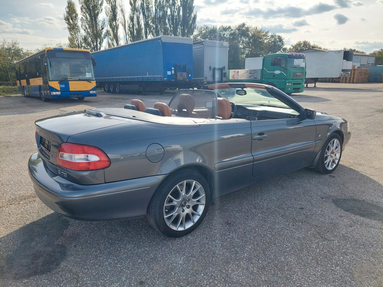 Volvo C70 Cabriolet 2.4 T - Kabriolets: foto 4 Volvo C70 Cabriolet 2.4 T - Kabriolets: foto 4