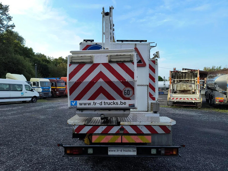 Iveco EuroCargo 120 E18 + COMET 151TAL (15 m) - Kravas automašīna: foto 5 Iveco EuroCargo 120 E18 + COMET 151TAL (15 m) - Kravas automašīna: foto 5