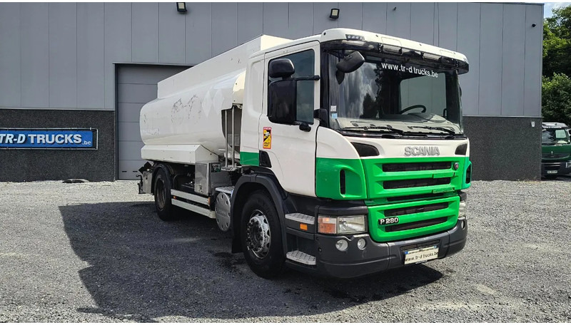 Scania P280 FUEL / CARBURANT 14000L - 5 COMP - RETARDER - Autocisterna: foto 2 Scania P280 FUEL / CARBURANT 14000L - 5 COMP - RETARDER - Autocisterna: foto 2